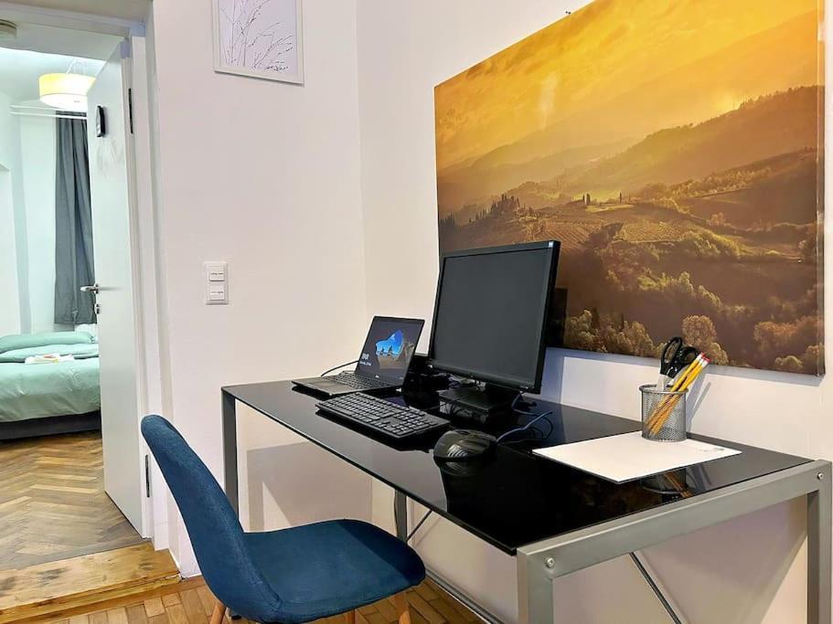 Apartmán Spacious 2 Bedroom Loft With Courtyard - Centre