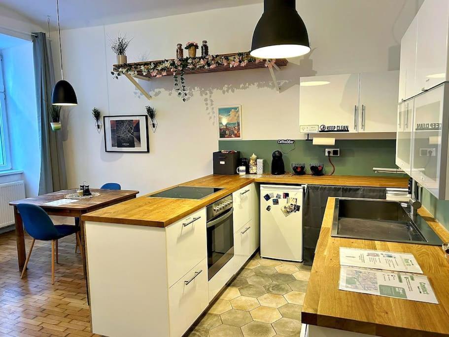 Apartmán Spacious 2 Bedroom Loft With Courtyard - Centre Vídeň